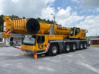 Hilt's 240 Ton Crane Image
