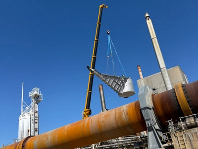 Hilt's 240 Ton Crane Image