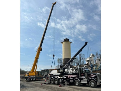 Hilt's 240 Ton Crane Image