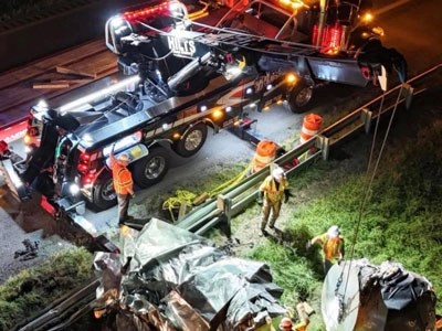 Towing and Wrecker Service Gallery Image